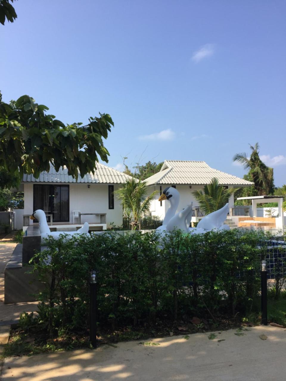 Bulan Villa 라용 외부 사진