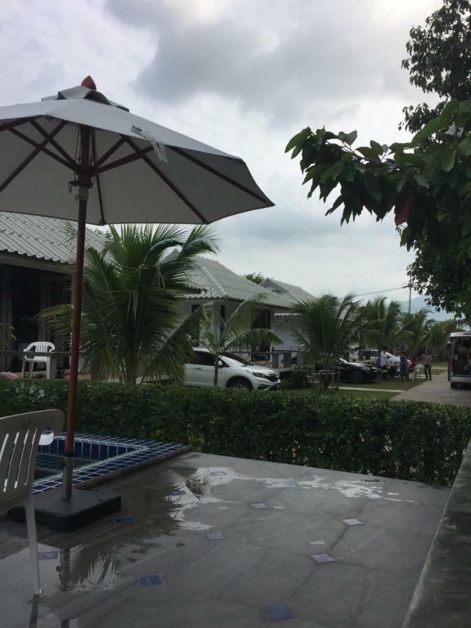 Bulan Villa 라용 외부 사진